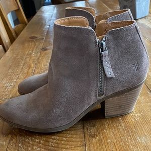 Frye & Co Leather Tan Booties